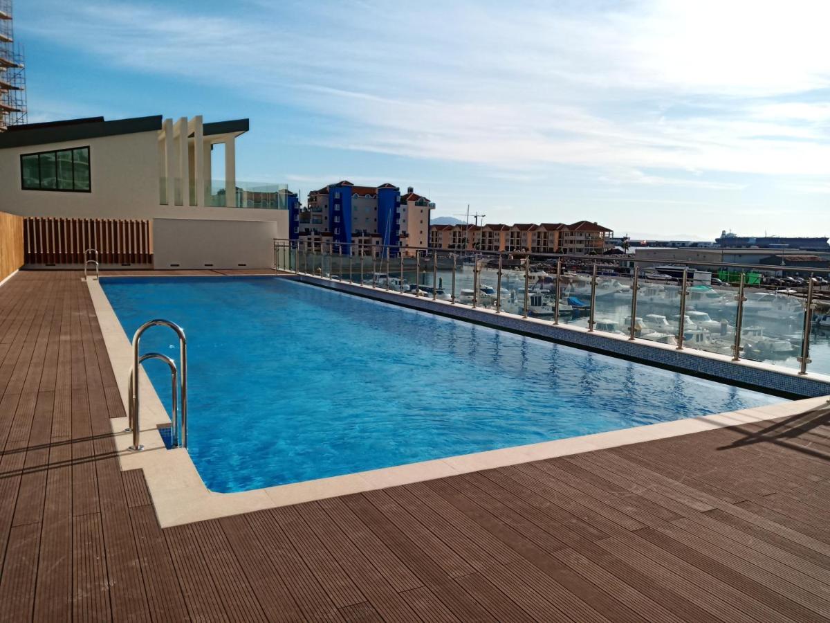 Kings Wharf Quay29 - Large Studio Apartment With 3 Pools - Gym - Rock Views - Holiday And Short Let Apartments In Гібралтар Екстер'єр фото