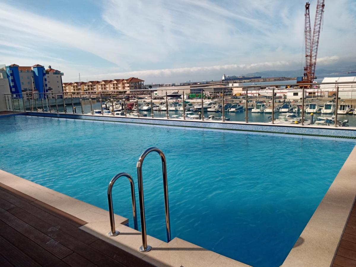 Kings Wharf Quay29 - Large Studio Apartment With 3 Pools - Gym - Rock Views - Holiday And Short Let Apartments In Гібралтар Екстер'єр фото